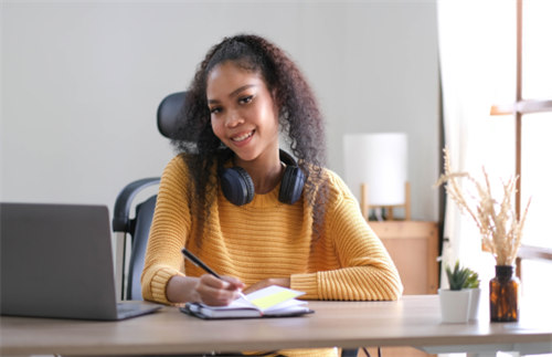 托福词汇高效突破指南：从场景化记忆到科学重复，打造考试专属词汇库